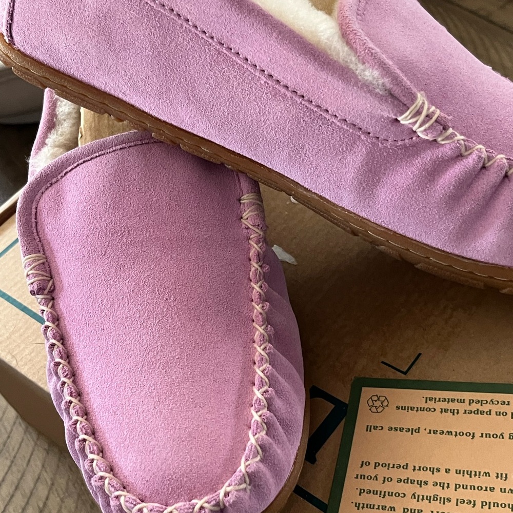 NEW in BOX LL BEAN WICKED GOOD VENETIAN SLIPPER Sz 9M Lilac Suede Rubber Sole - Picture 2 of 6